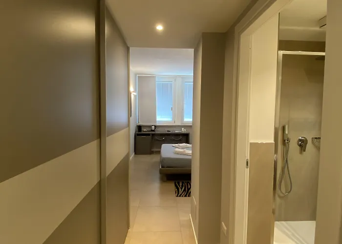 Golgi 4* Pavia